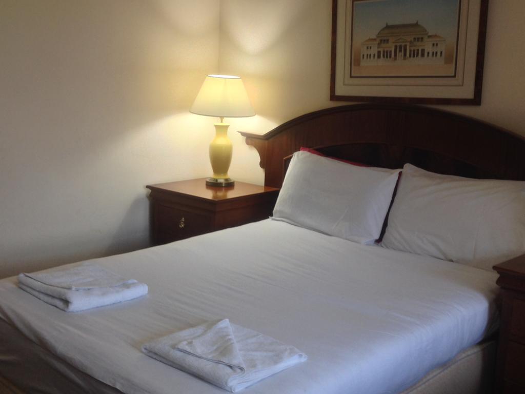 Hotel New Oscar à Windsor Chambre photo